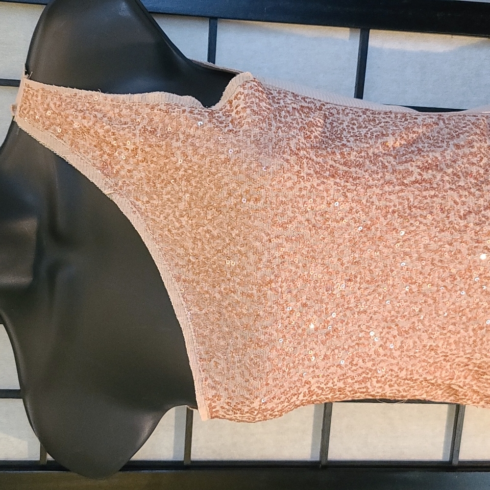 NNG Design One Shoulder Peach Sequin Top sz S/M - Picture 1 of 10